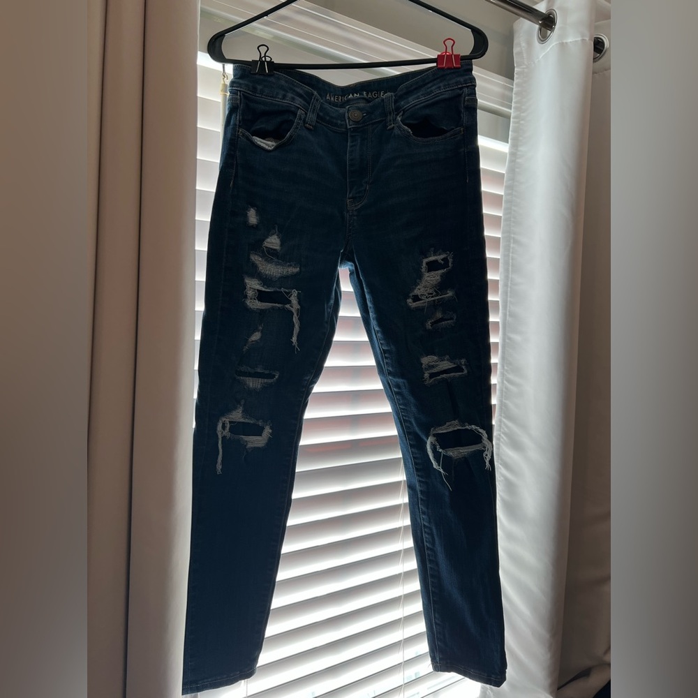 American Eagle Outfitters Women's Dark Blue Distressed Skinny Jeans